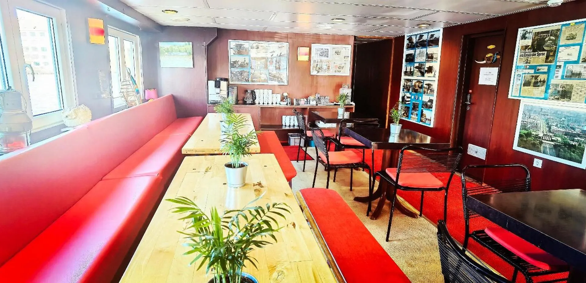Hotel Shipotel-Berlin Gmbh, Shipotel Eastern & Shipotel Western